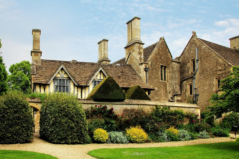 Mythical Mansions